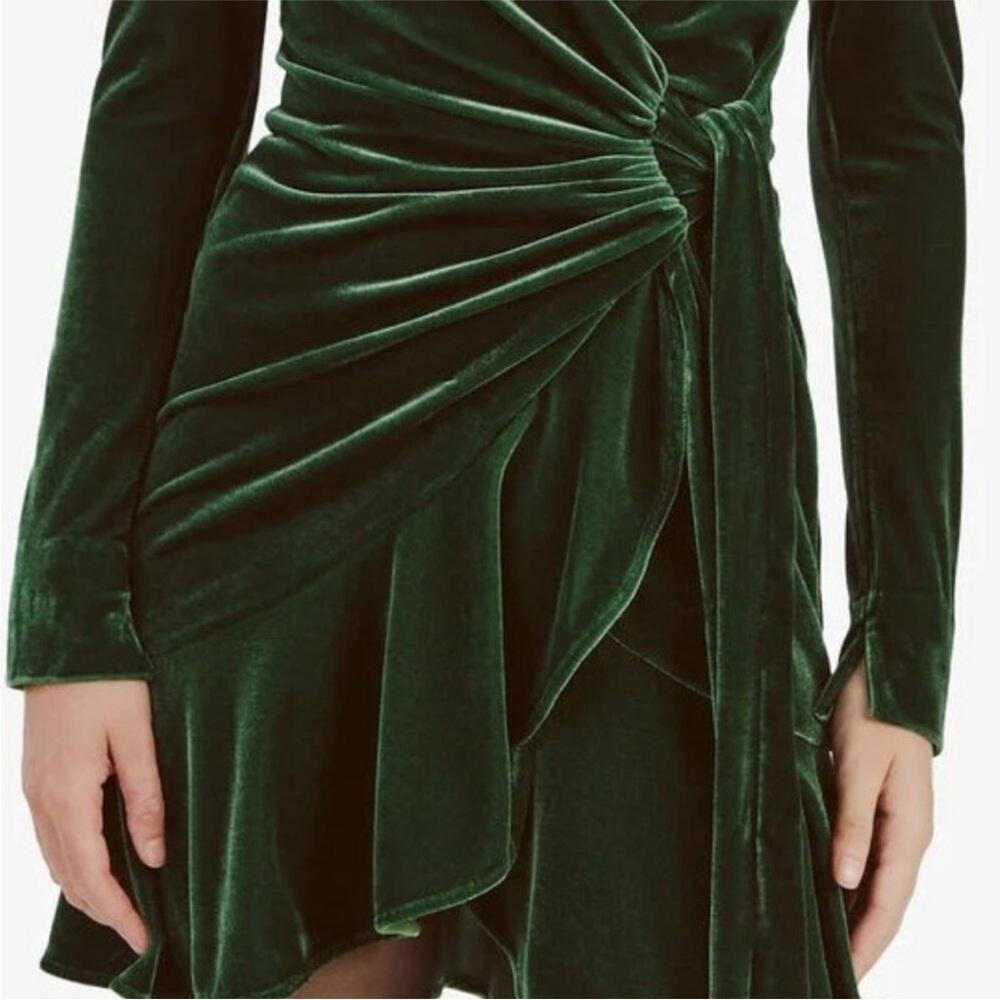 Bardot X Revolve Keala Velour Mini Dress Green Velvet Wrap Long Sleeve Size8 NWT - Picture 13 of 15